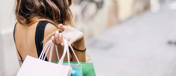 Rádi nakupujete ve velkých obchodech? 28. října si tuto radost nedopřejete