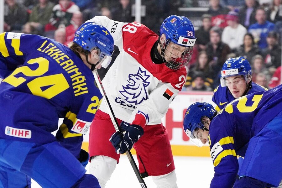 Česko vs Švédsko hokej online - semifinále MS juniorů 2023 - Profimedia
