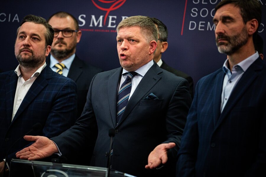 Robert Fico (SMER): Životopis, kauzy, volby