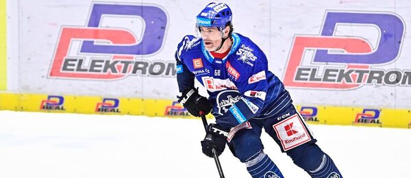 Jaromír Jágr v dresu Kladna těsně před Vánoci 2023 naskočil do hokejové extraligy