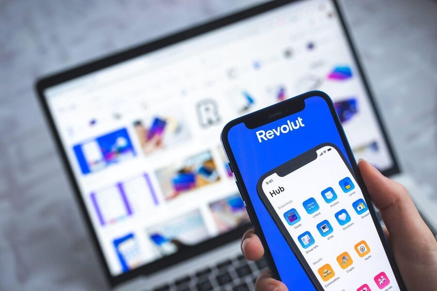 Recenze služby Revolut: Účty, karty, přihlášení, poplatky