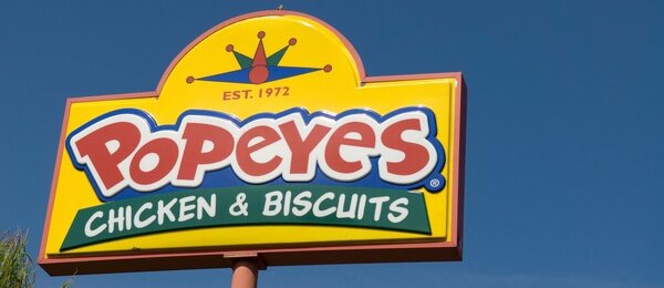 Kdy otevře Popeyes v Brně a jaké bude menu 