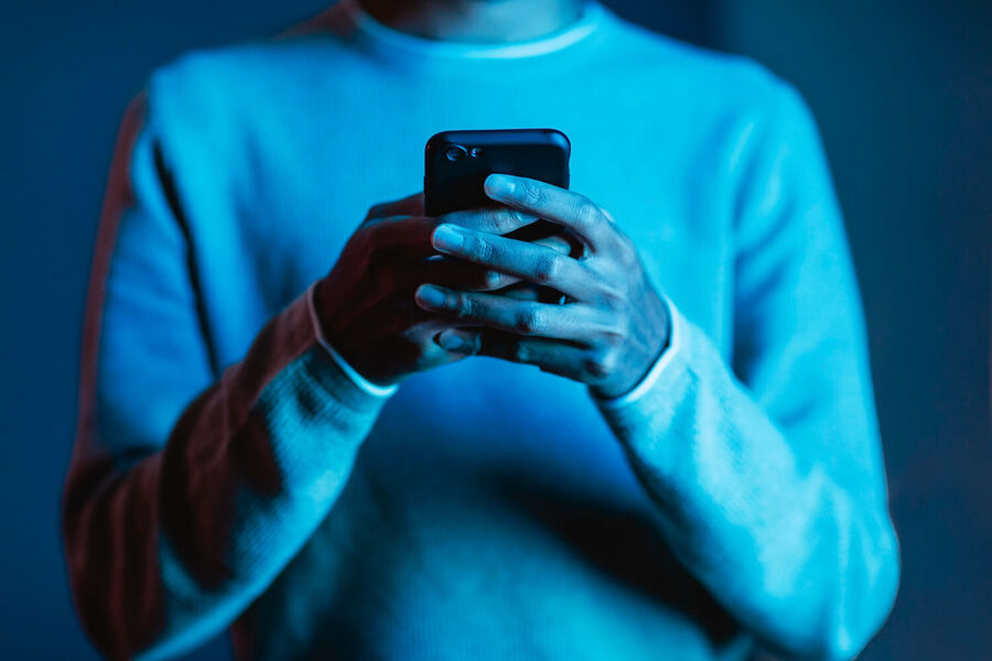 Jak zrušit sledování mobilu, jak poznat napíchnutý telefon